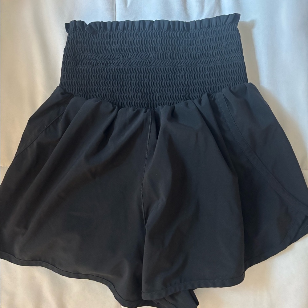 Aerie “off line” Women's Black High-Waisted smocked Shorts